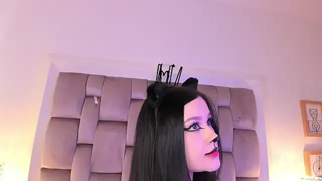 Dannika07 from StripChat is Freechat