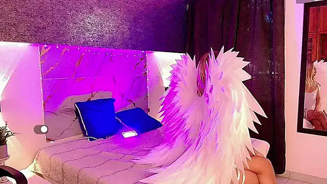 Girls: try live performances with matured performers, from dancing to quirks, in a variety of beautiful sex cams.