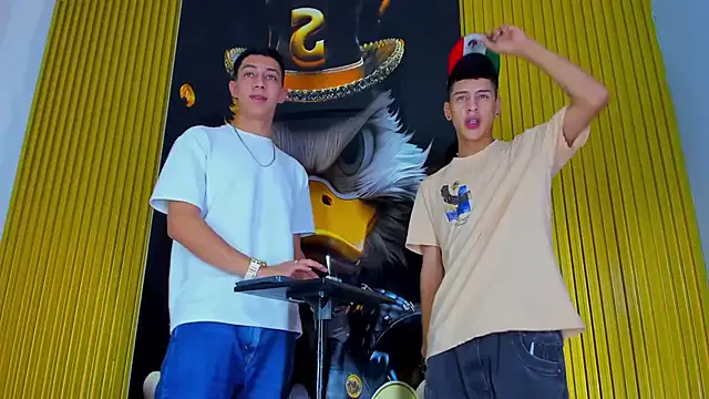 Girls: try live performances with matured performers, from dancing to quirks, in a variety of beautiful sex cams.