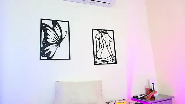 DARELYN_REED_ from StripChat is Freechat