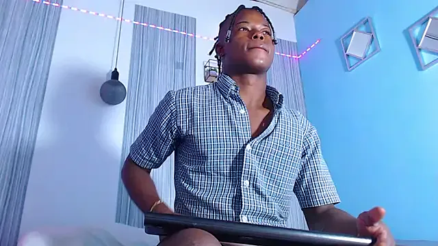 Dark_stallionX from StripChat is Freechat