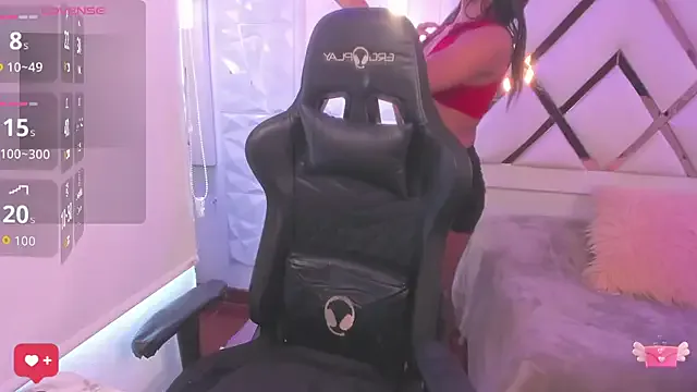 Darla_Santos_ from StripChat is Freechat