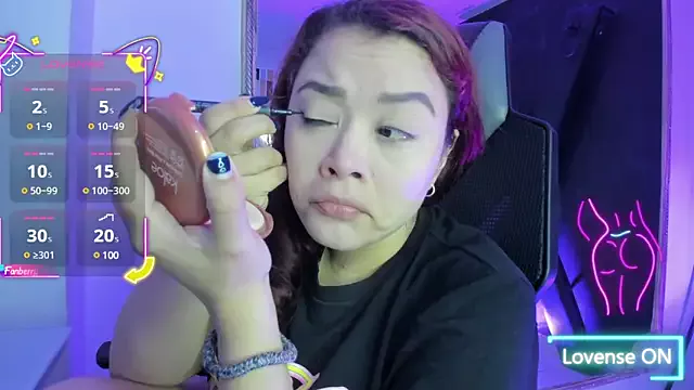 Girls: try live performances with matured performers, from dancing to quirks, in a variety of beautiful sex cams.