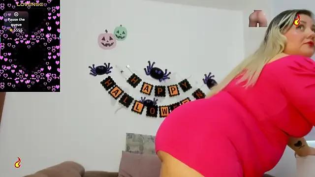 DashaKing1 from StripChat is Freechat