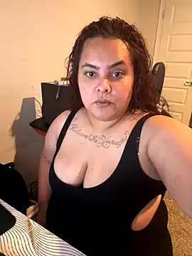 DatBishYouMiss from StripChat is Freechat