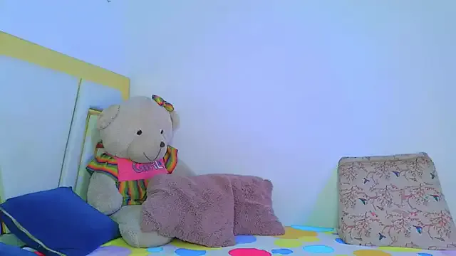 DayanaWood from StripChat