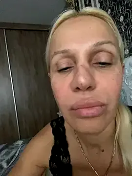 DeborahXPorn from StripChat is Freechat