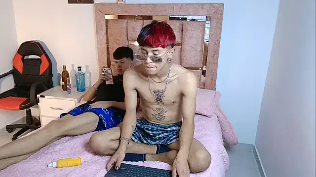 DemianSalvatore from StripChat is Freechat