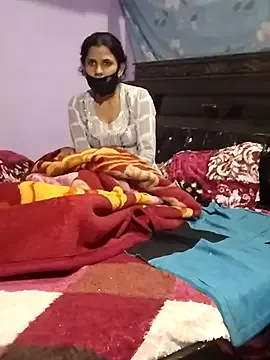 Desi_muslimcouple from StripChat is Freechat