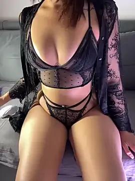 DesireDoll_ from StripChat is Freechat