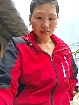 diamond-- from StripChat is Freechat