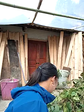 diamond-- from StripChat is Freechat