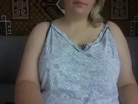 Diana_Britt from StripChat is Freechat