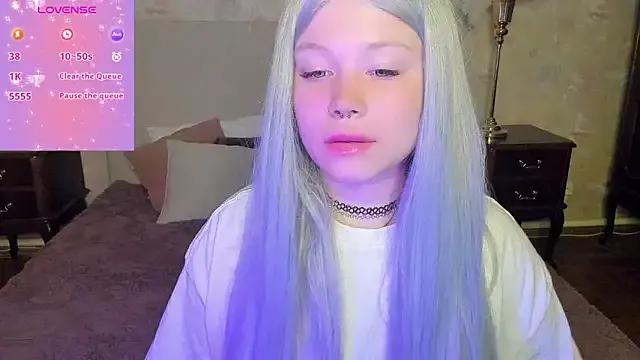 Diana_Dream from StripChat is Freechat