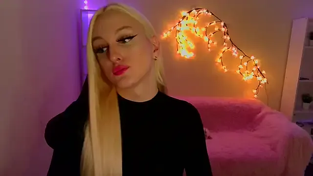 DianaRadrigo from StripChat is Freechat