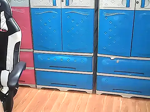 Dirtychubby29 from StripChat