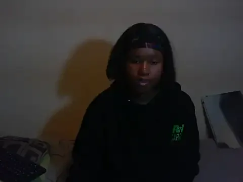 Diva-girl from StripChat is Freechat