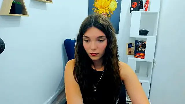 DivineAmour from StripChat