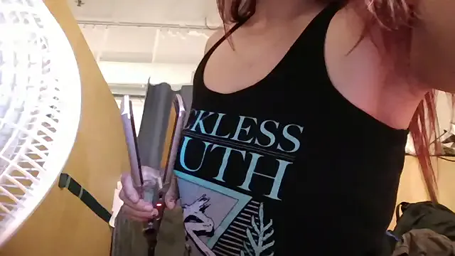 Girls: try live performances with matured performers, from dancing to quirks, in a variety of beautiful sex cams.