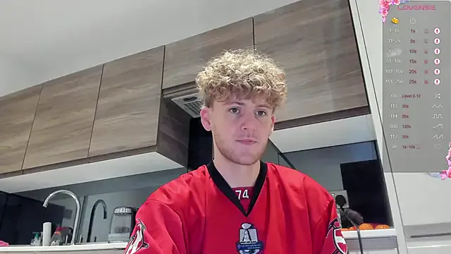 DominantAlex18 from StripChat is Freechat