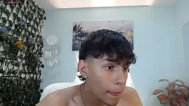 DraxBlade09 from StripChat is Freechat