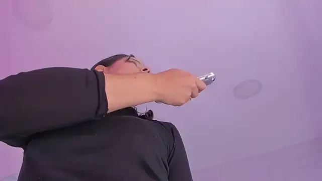 Dream_nena from StripChat