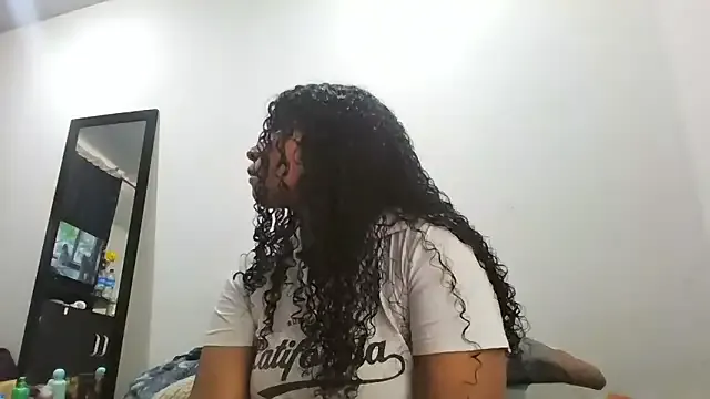 Girls: try live performances with matured performers, from dancing to quirks, in a variety of beautiful sex cams.