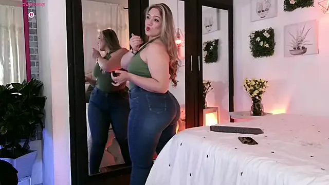 Girls: try live performances with matured performers, from dancing to quirks, in a variety of beautiful sex cams.