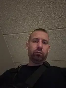 DumbcanDumbfuck from StripChat is Freechat