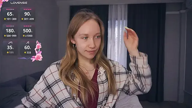 EarnestineGyllenband from StripChat is Freechat