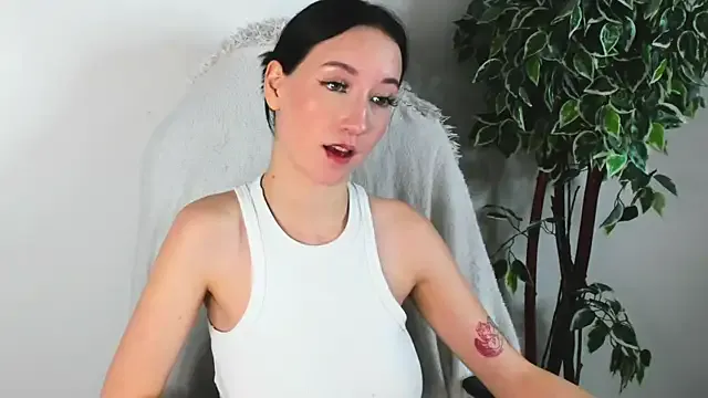 EileenMoores from StripChat is Freechat