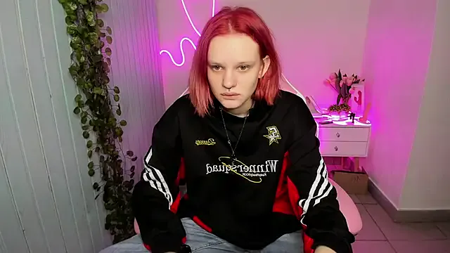 Elieiza_xo from StripChat is Freechat