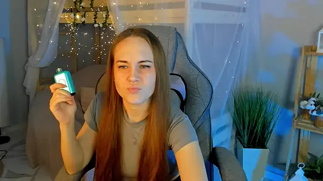 ElinVale from StripChat is Freechat