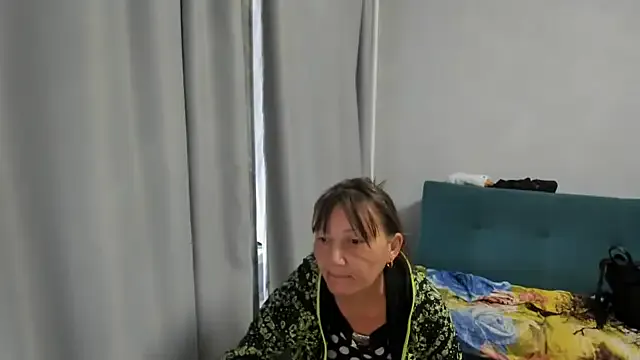 Elis_gabbi from StripChat