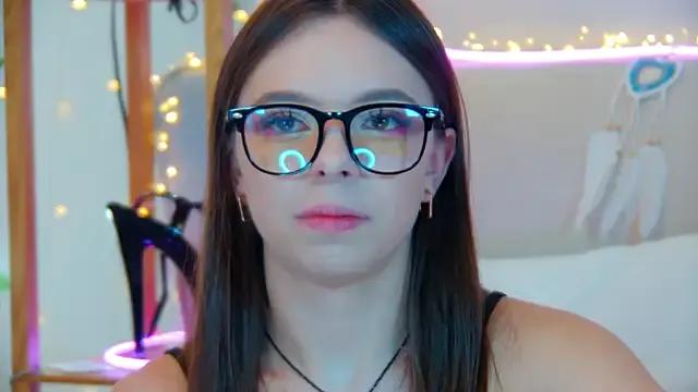 ElisabethDavis from StripChat is Freechat