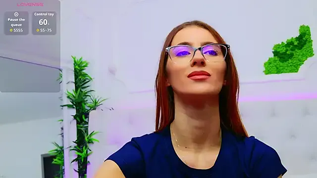 ElisaCharm from StripChat is Freechat