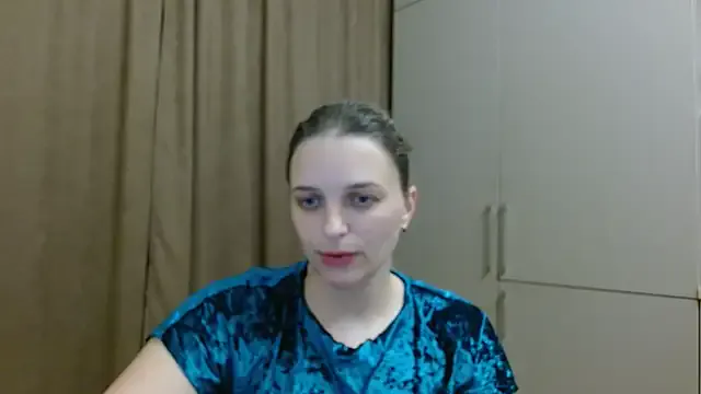 ElisSky301 from StripChat is Freechat