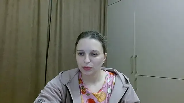 ElisSky301 from StripChat is Freechat