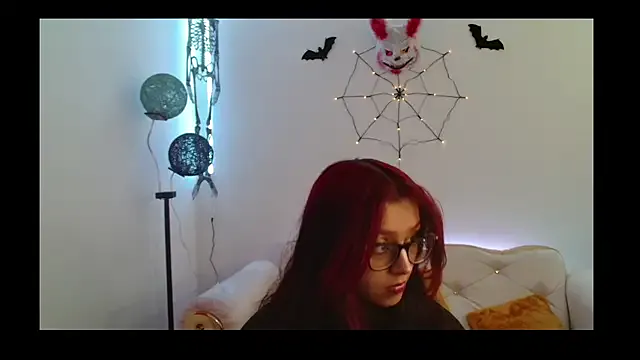 Elizabeth_Loren from StripChat is Freechat