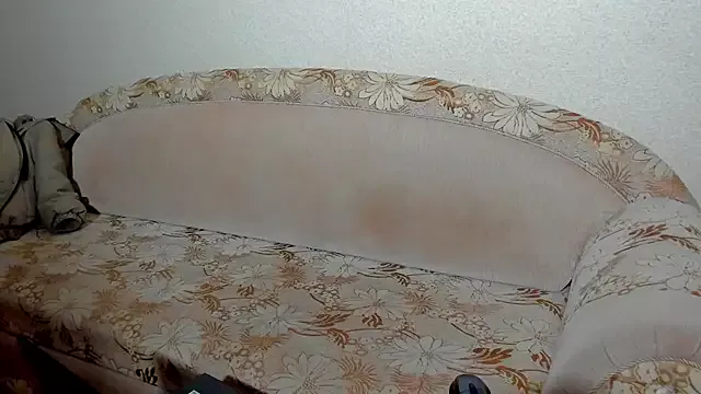 EllaSky_xoxo from StripChat