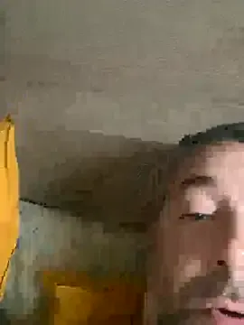 elle-et-dim from StripChat is Freechat