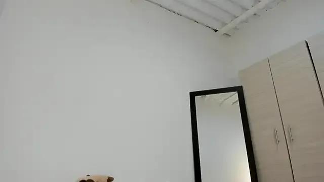 Elle_Lee_ from StripChat