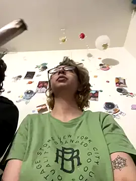 Ellie_Raven from StripChat is Freechat