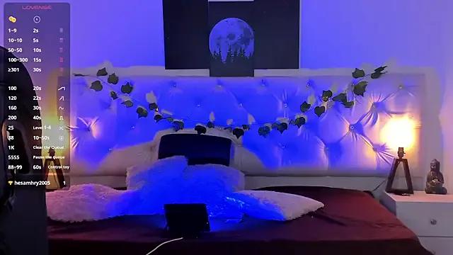 Girls: try live performances with matured performers, from dancing to quirks, in a variety of beautiful sex cams.