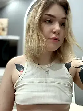 elliss_ from StripChat is Freechat