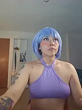 Ellyuwuw from StripChat