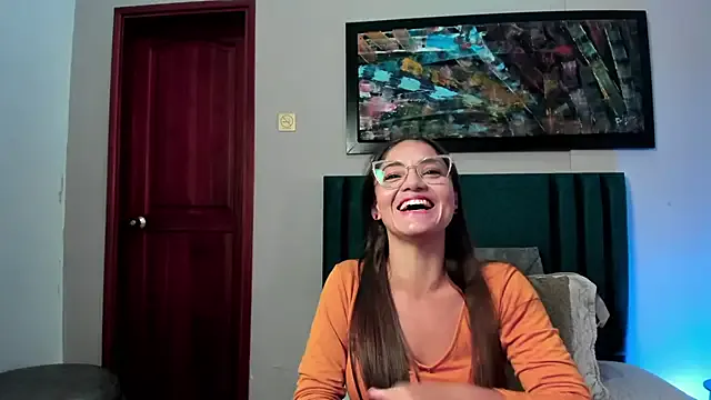 EloiseQuinn from StripChat