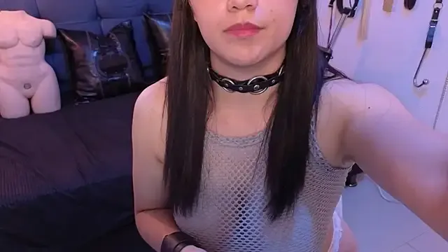 elowen_halley1 from StripChat is Freechat