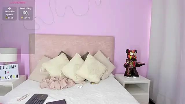 EmaRae1499 from StripChat is Freechat