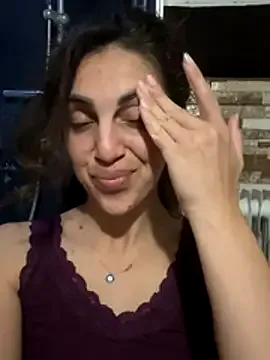 EmaSkyes from StripChat